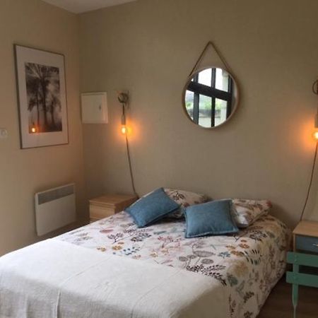 Chambre Dans Dependance Maison De Ville + Abri Velos Сомюр Екстериор снимка